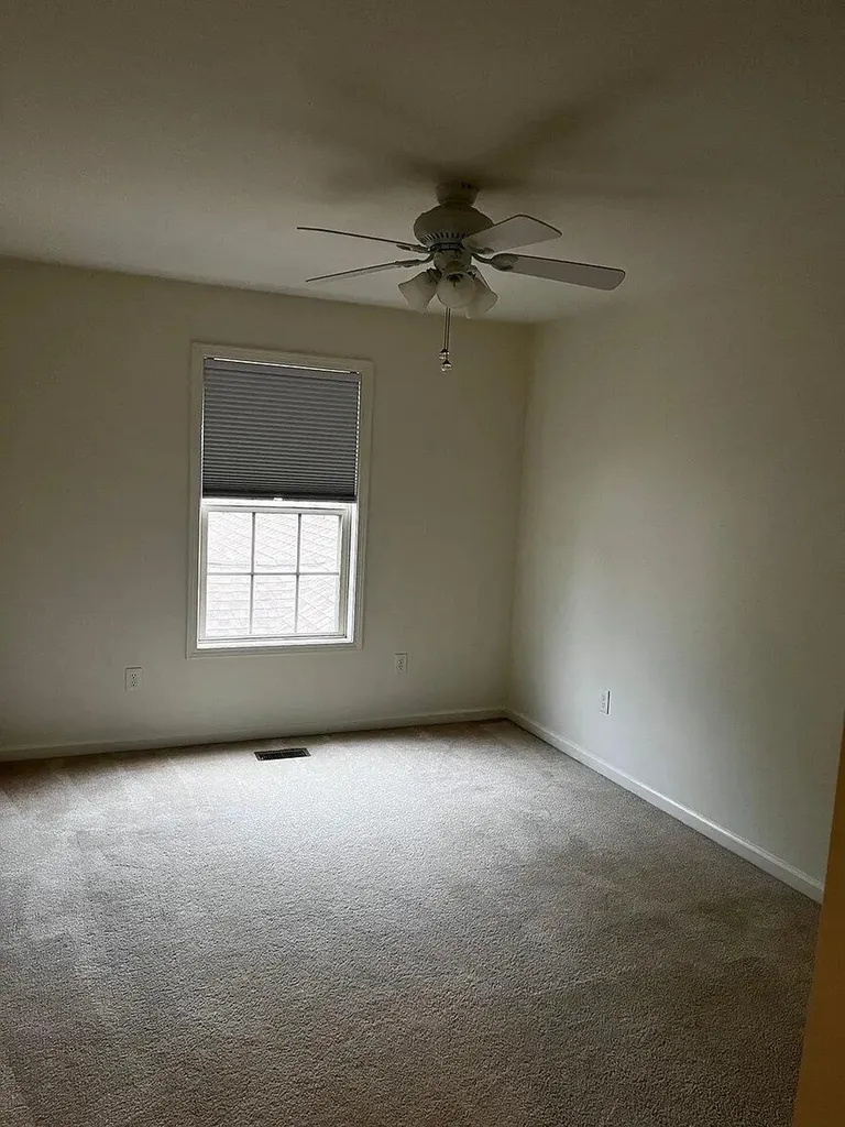 2133 Market Garden Lane Lexington KY 40509