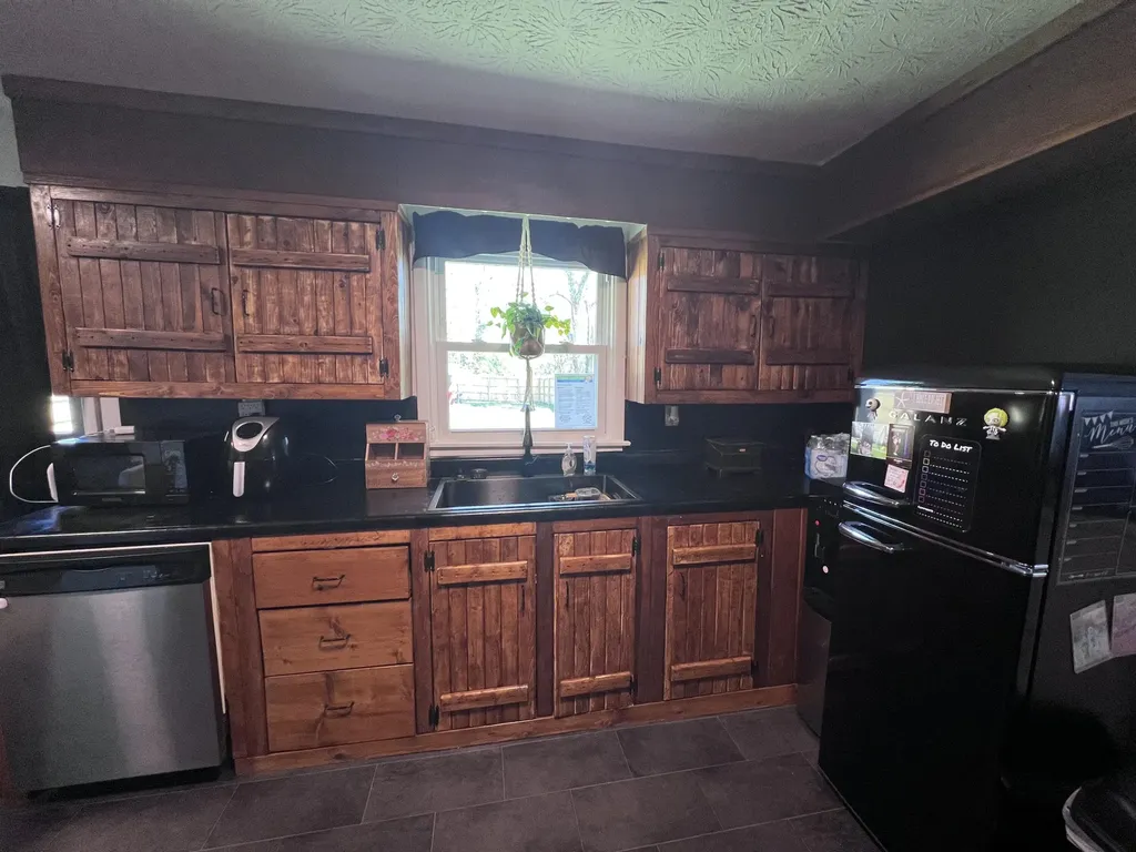 1200 W Chester Avenue Middlesboro KY 40965