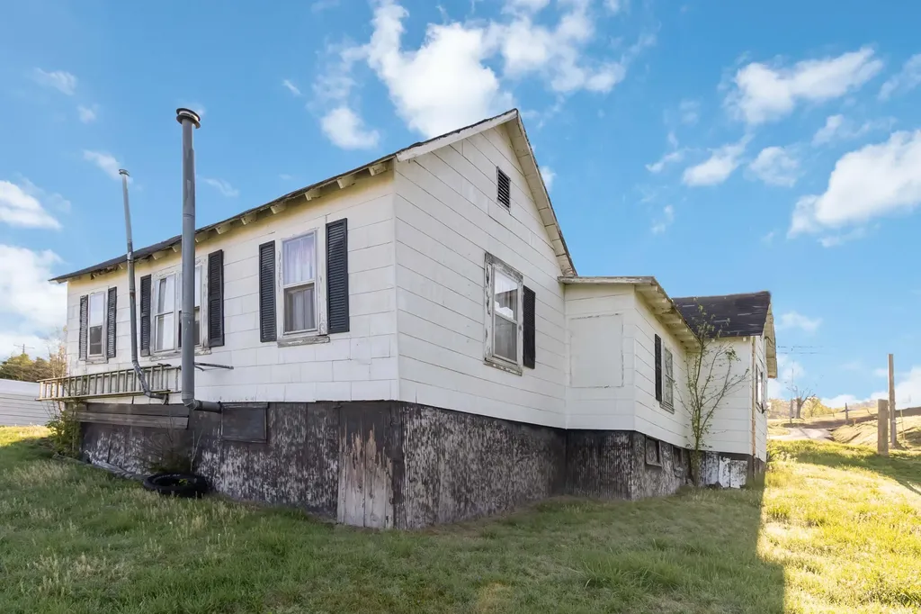 85 Walnut Street Barbourville KY 40906