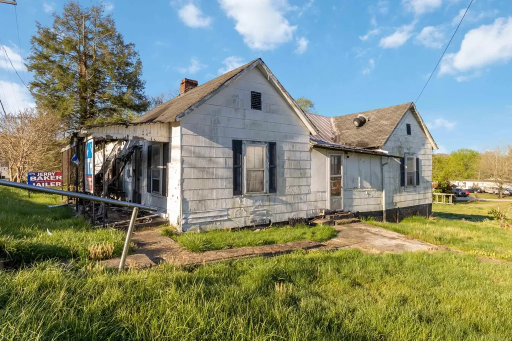 85 Walnut Street Barbourville KY 40906