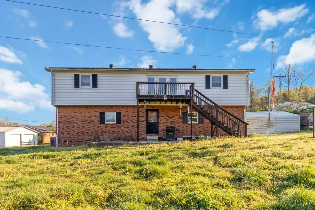 85 Walnut Street Barbourville KY 40906