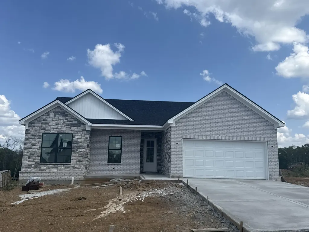 109 Patchen Drive Nicholasville KY 40356