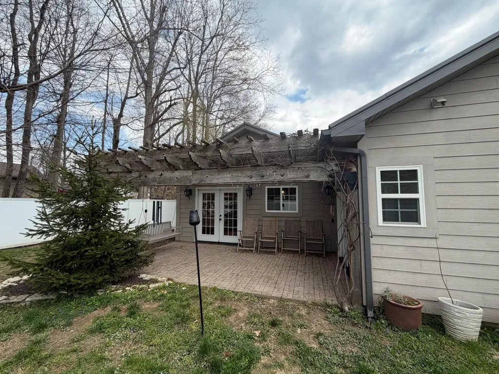 27 Mckenzie Trail Corbin KY 40701