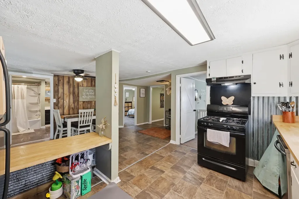 410 College Hill Road Waco KY 40385