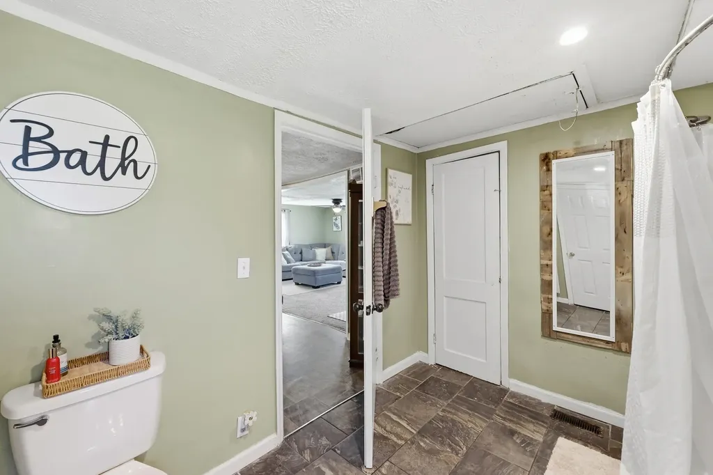 410 College Hill Road Waco KY 40385