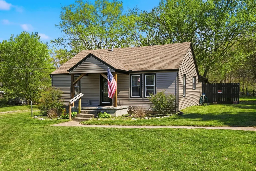 410 College Hill Road Waco KY 40385