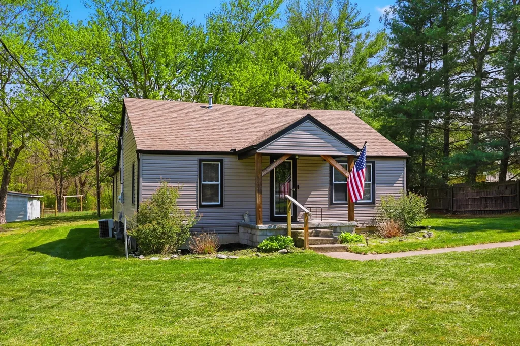 410 College Hill Road Waco KY 40385