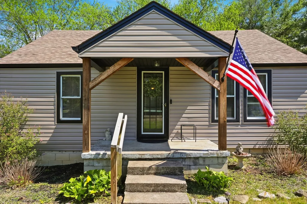 410 College Hill Road Waco KY 40385