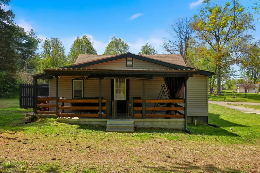 410 College Hill Road Waco KY 40385