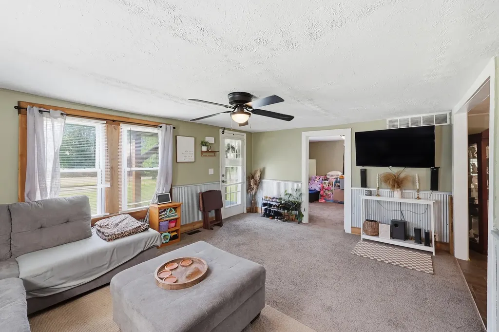 410 College Hill Road Waco KY 40385