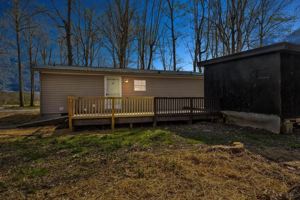 1357 State Highway 1050 Jeffersonville KY 40337