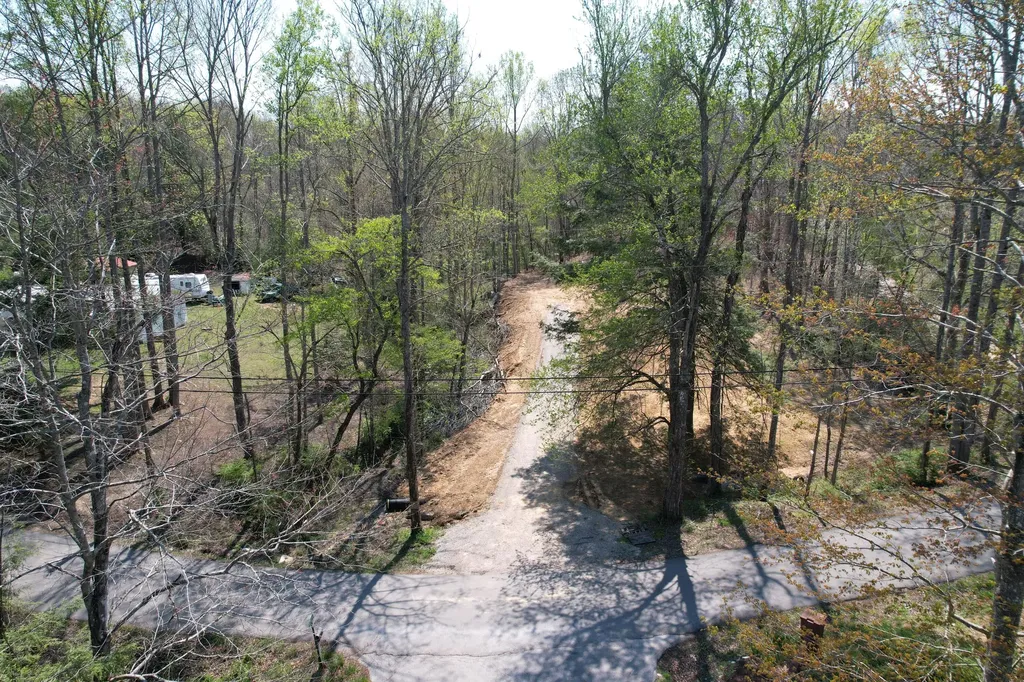51 Valley Road Stearns KY 42647