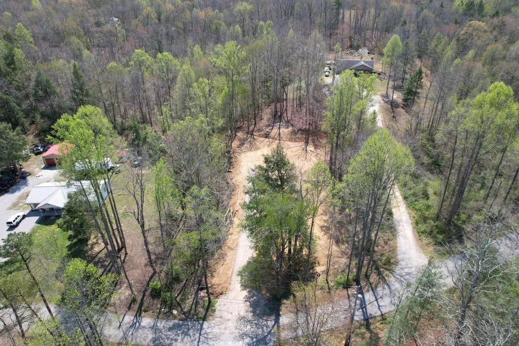 51 Valley Road Stearns KY 42647