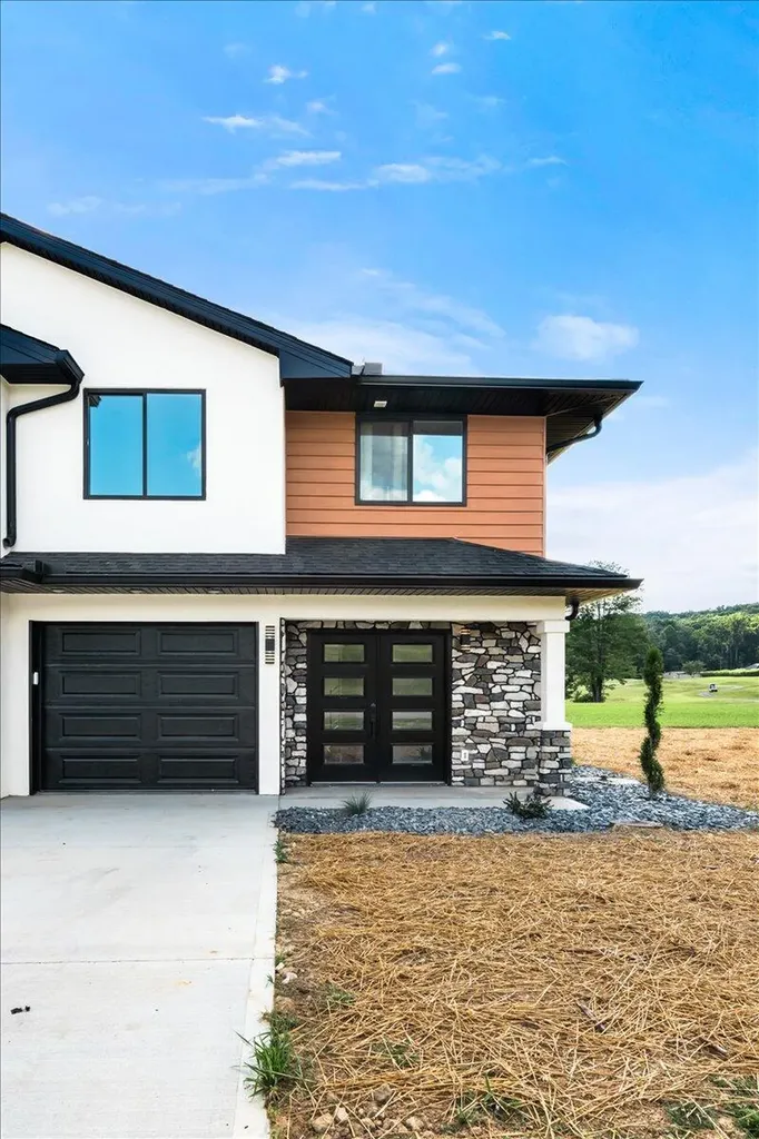143 Crooked Creek Drive London KY 40744