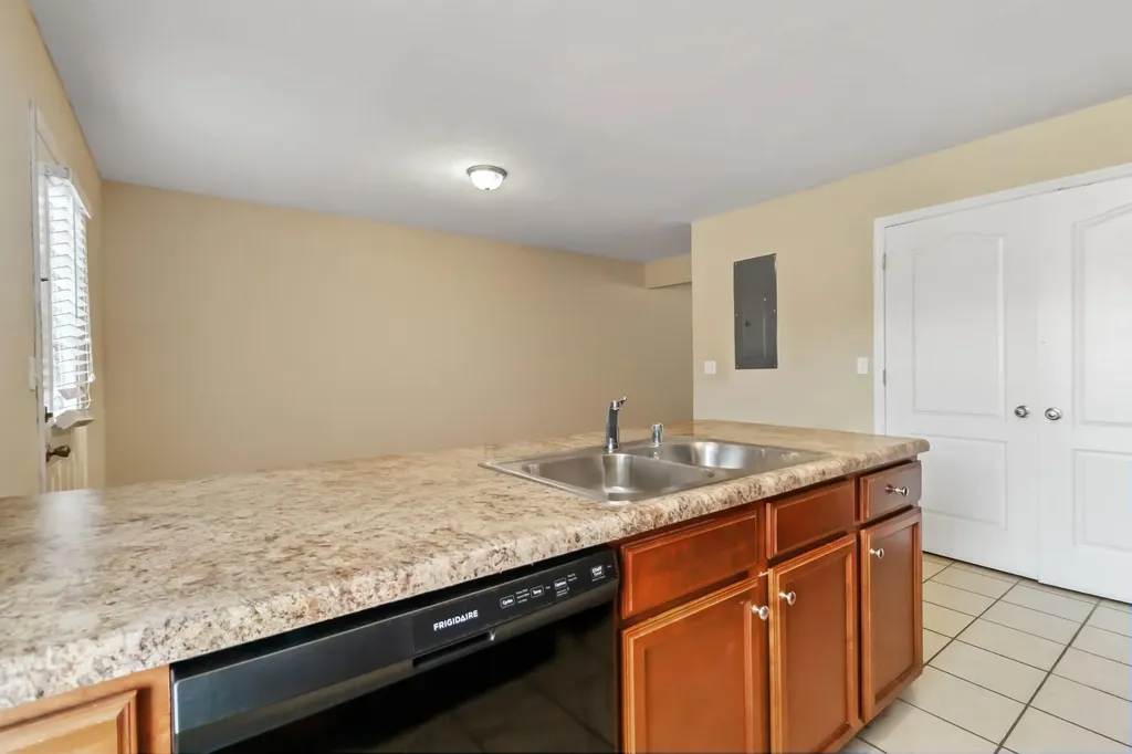 2021 Willow Drive Richmond KY 40475