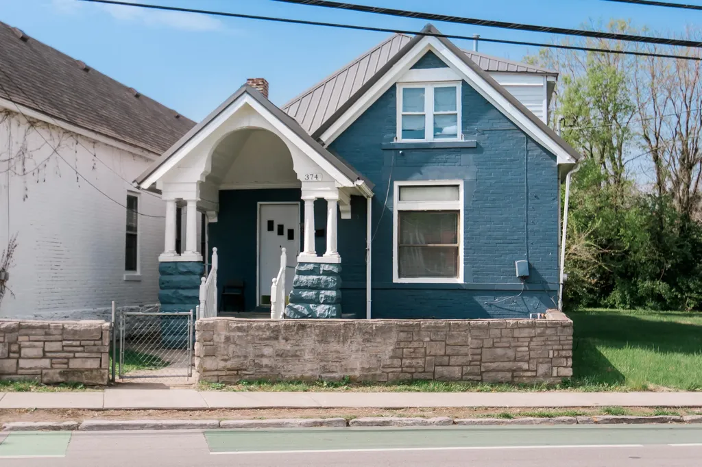 374 E Third Street Lexington KY 40508