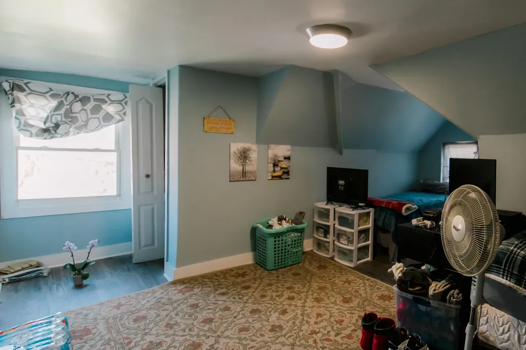 374 E Third Street Lexington KY 40508