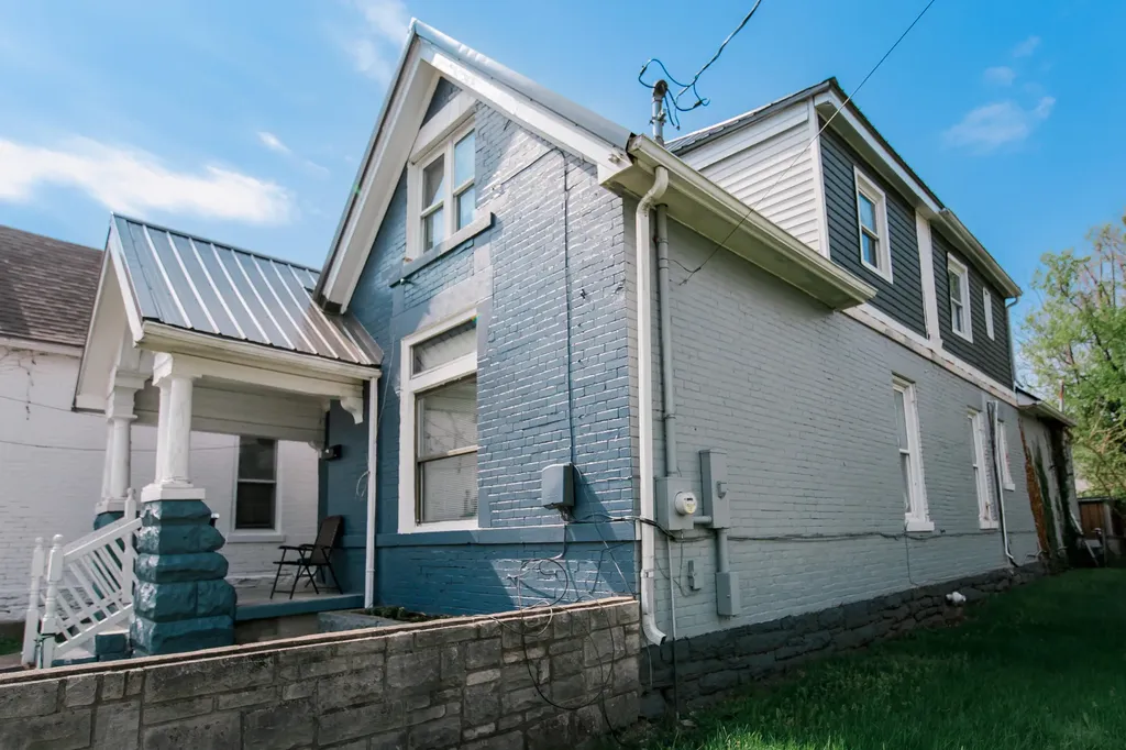 374 E Third Street Lexington KY 40508