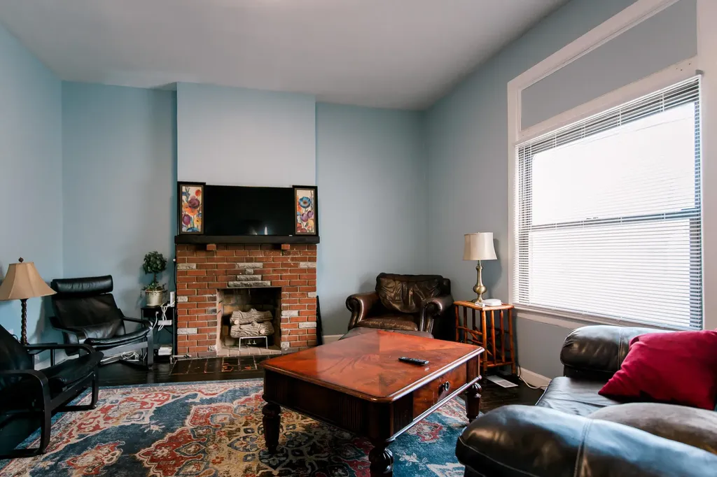 374 E Third Street Lexington KY 40508