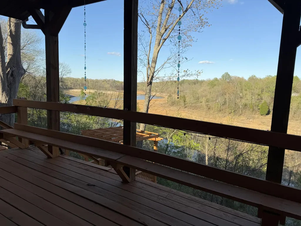 1129 Indian Ridge Road Falls Of Rough KY 40119
