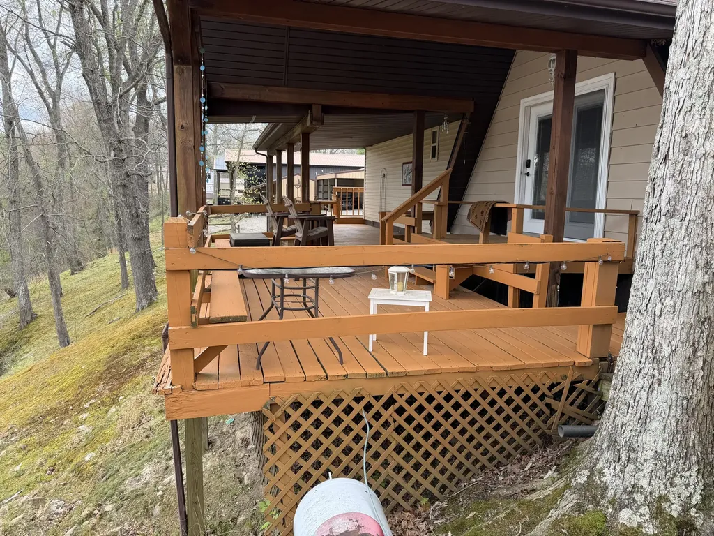 1129 Indian Ridge Road Falls Of Rough KY 40119