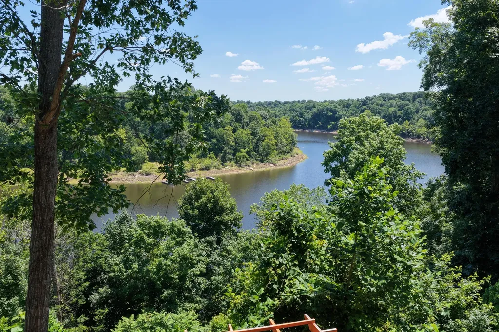 1129 Indian Ridge Road Falls Of Rough KY 40119