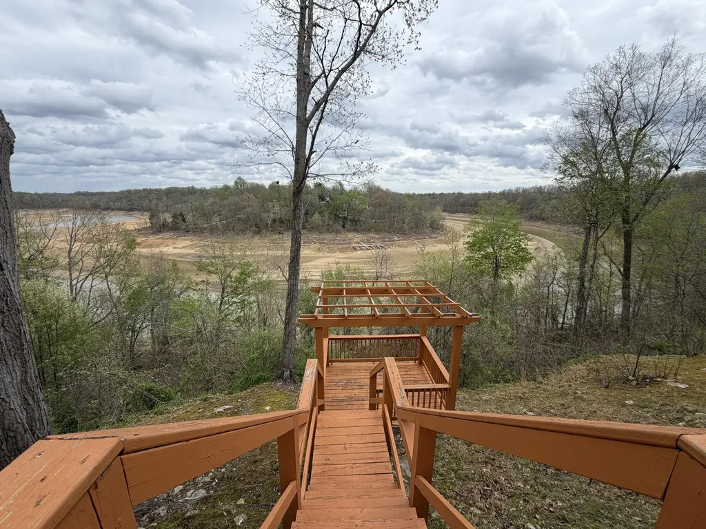 1129 Indian Ridge Road Falls Of Rough KY 40119