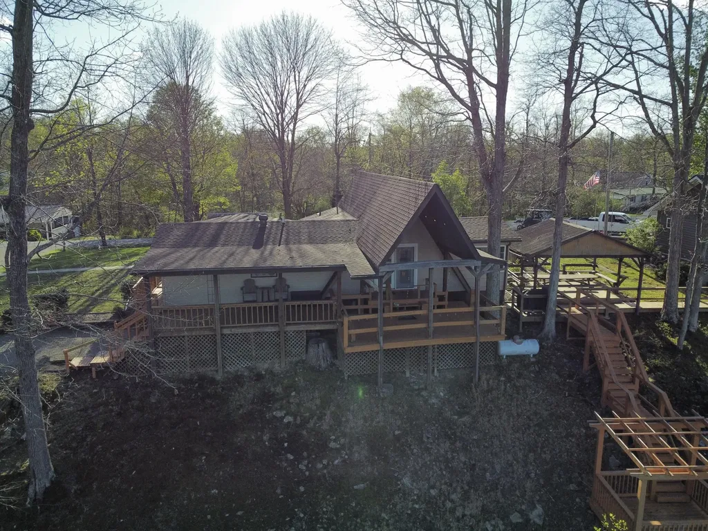 1129 Indian Ridge Road Falls Of Rough KY 40119