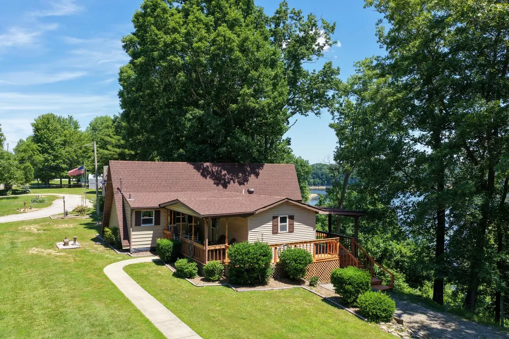 1129 Indian Ridge Road Falls Of Rough KY 40119