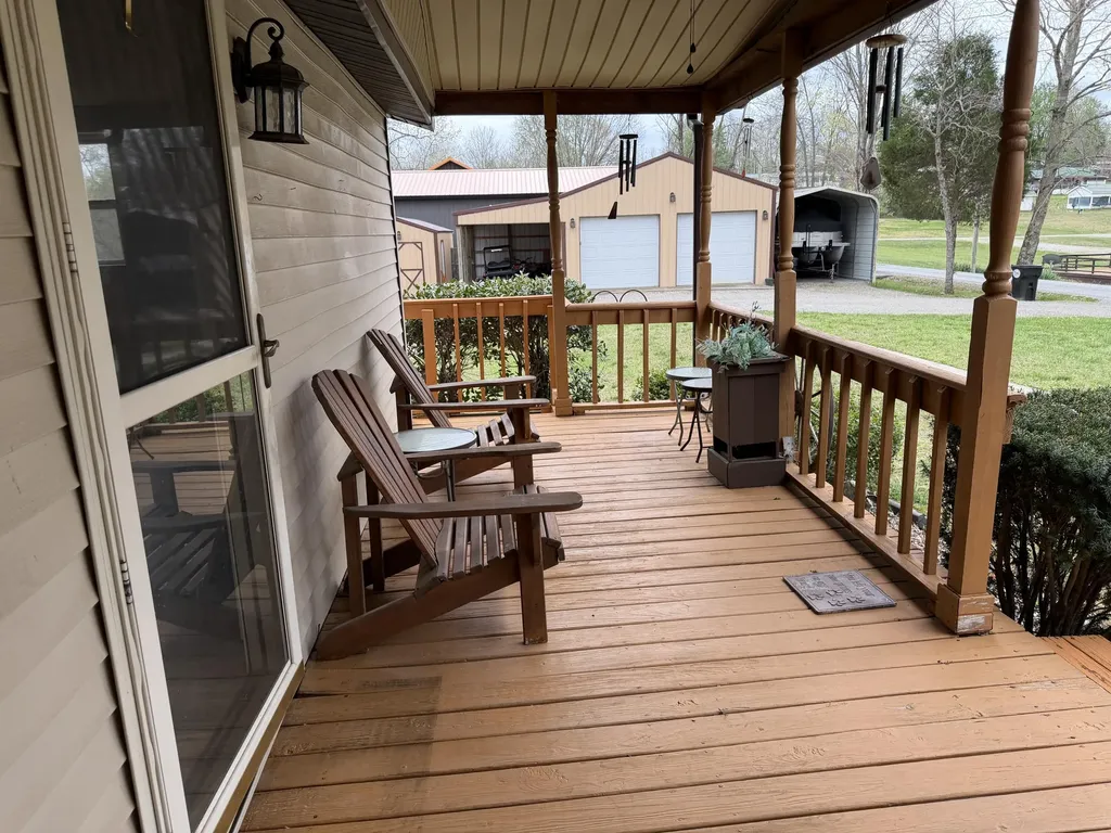 1129 Indian Ridge Road Falls Of Rough KY 40119