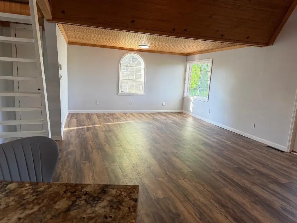 1129 Indian Ridge Road Falls Of Rough KY 40119