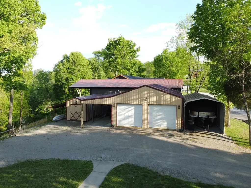 1129 Indian Ridge Road Falls Of Rough KY 40119