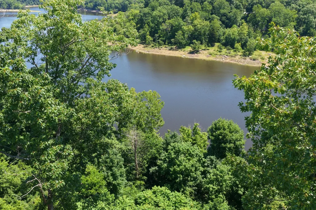 1129 Indian Ridge Road Falls Of Rough KY 40119
