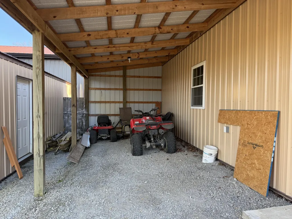 1129 Indian Ridge Road Falls Of Rough KY 40119