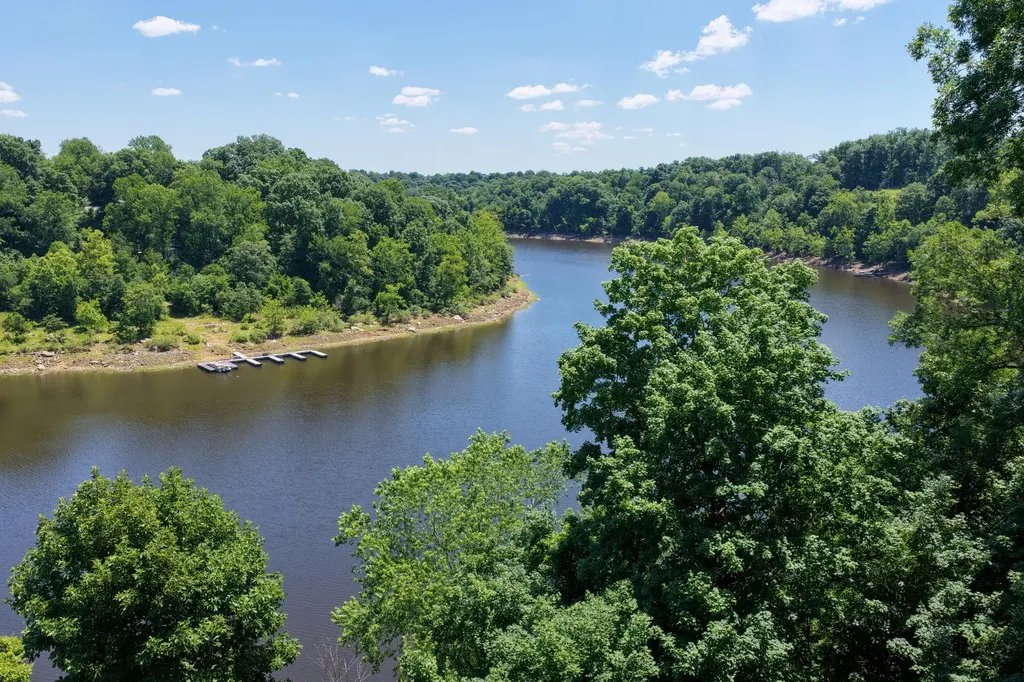 1129 Indian Ridge Road Falls Of Rough KY 40119