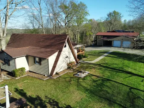 1129 Indian Ridge Road Falls of Rough KY 40119