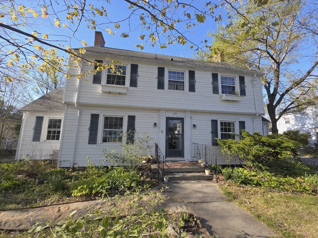 305 Jackson Street Berea KY 40403