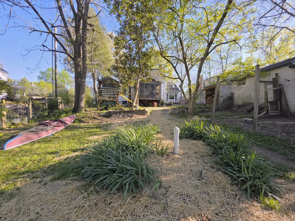 305 Jackson Street Berea KY 40403