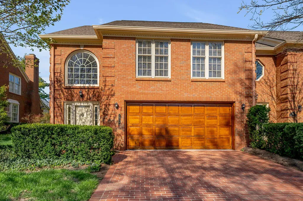 1056 Taborlake Drive Lexington KY 40502