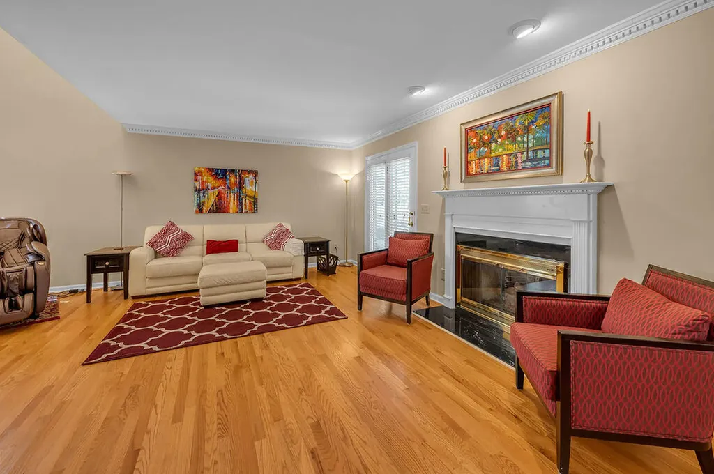 1056 Taborlake Drive Lexington KY 40502
