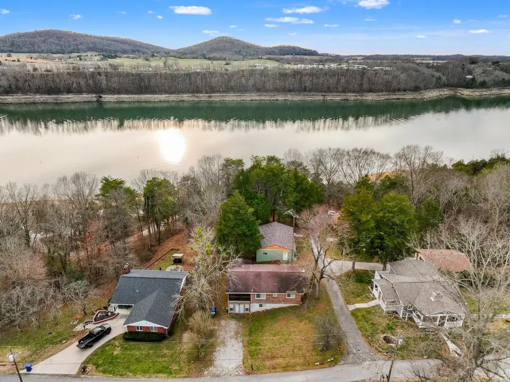 311 Meece Avenue Nancy KY 42544