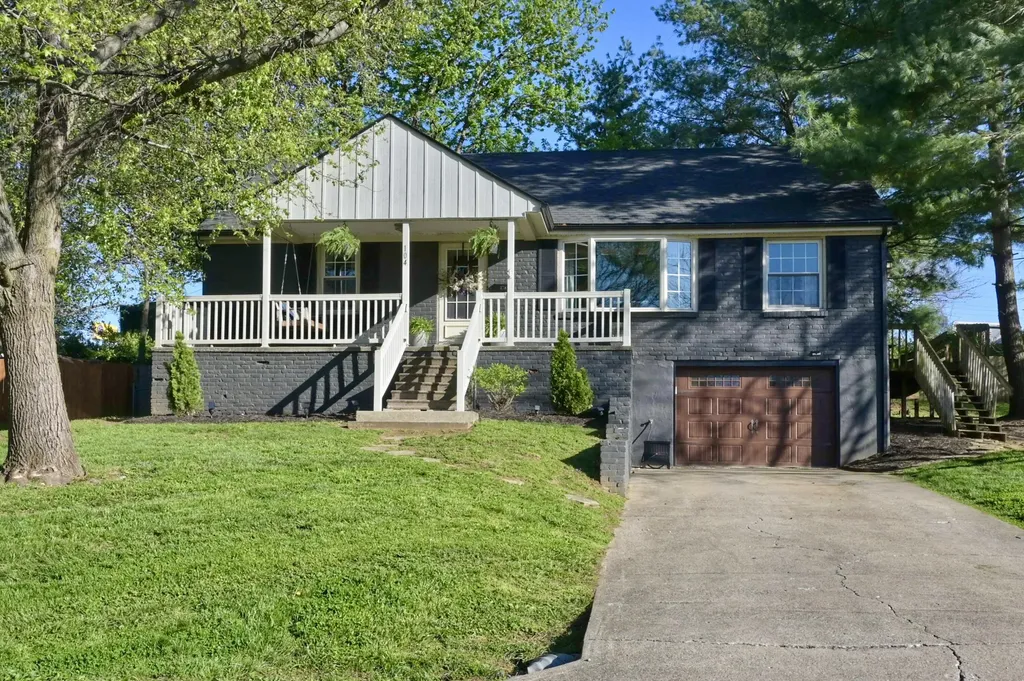104 Cavern Drive Frankfort KY 40601
