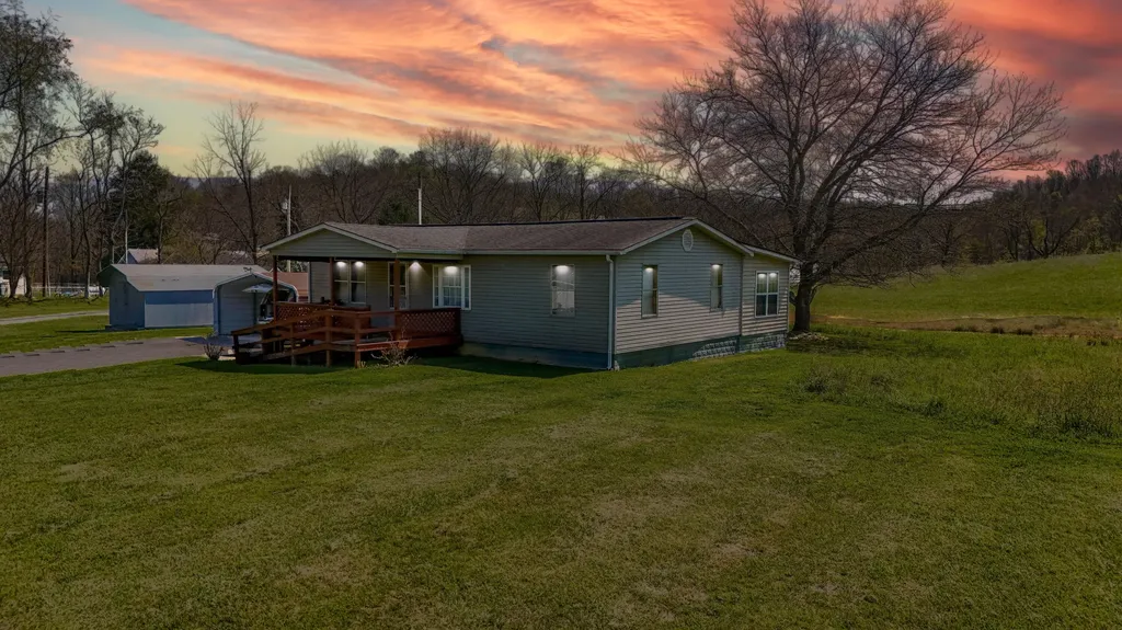 451 Walnut Grove Road Annville KY 40402