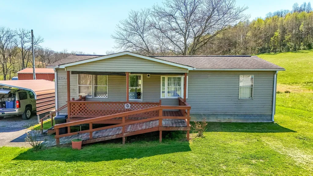 451 Walnut Grove Road Annville KY 40402