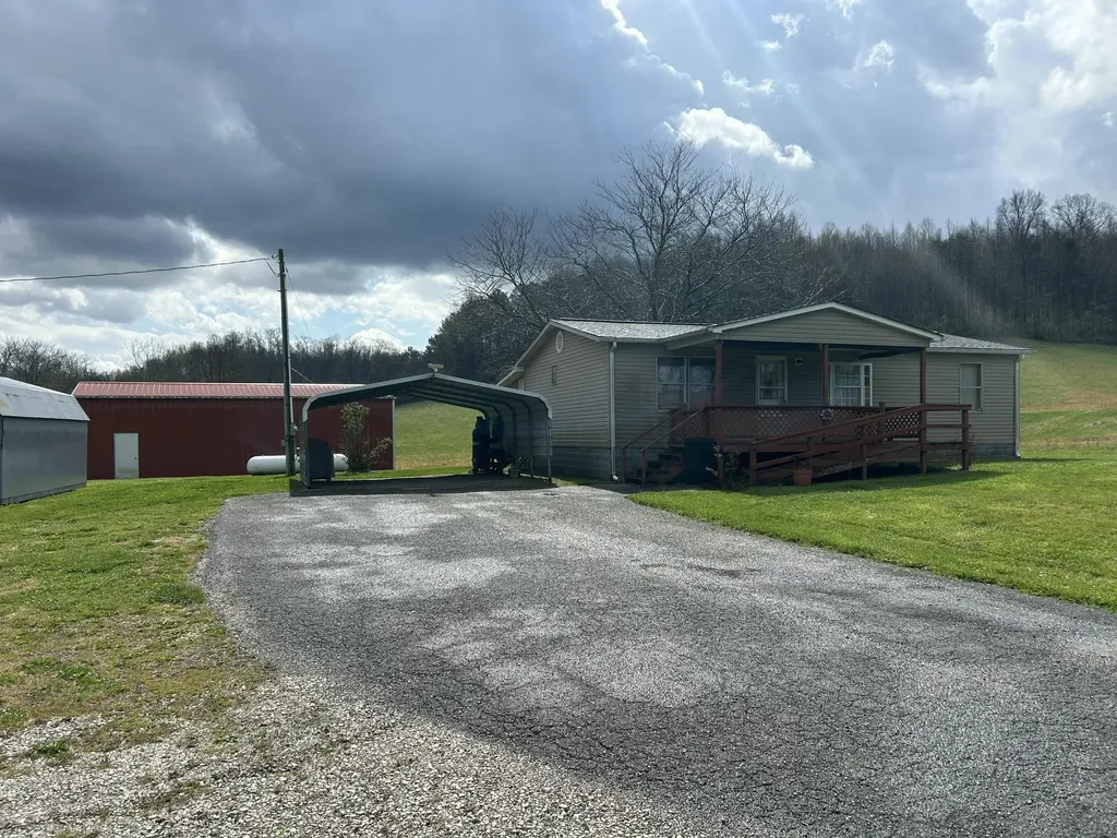 451 Walnut Grove Road Annville KY 40402