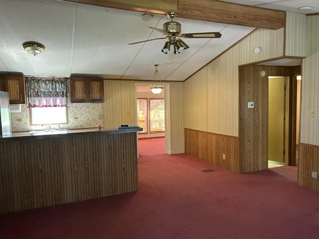 451 Walnut Grove Road Annville KY 40402