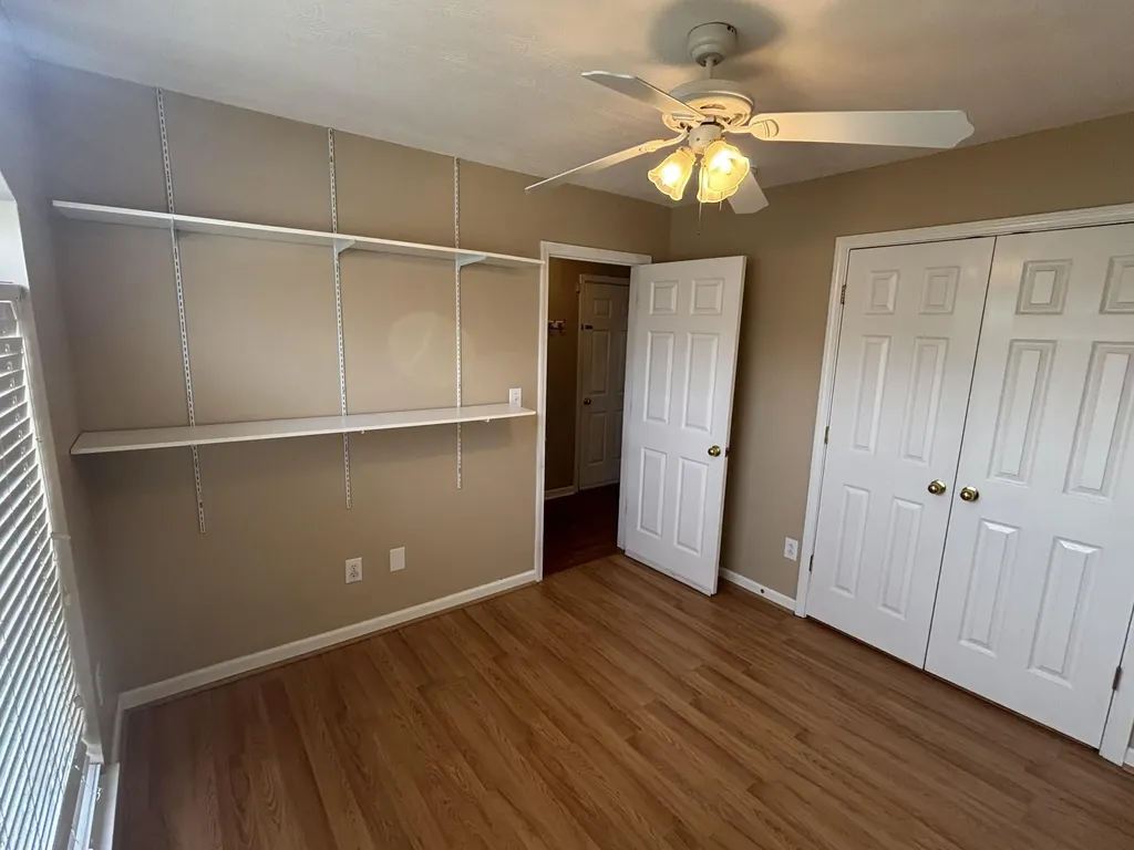 2601 Buck Lane Lexington KY 40511