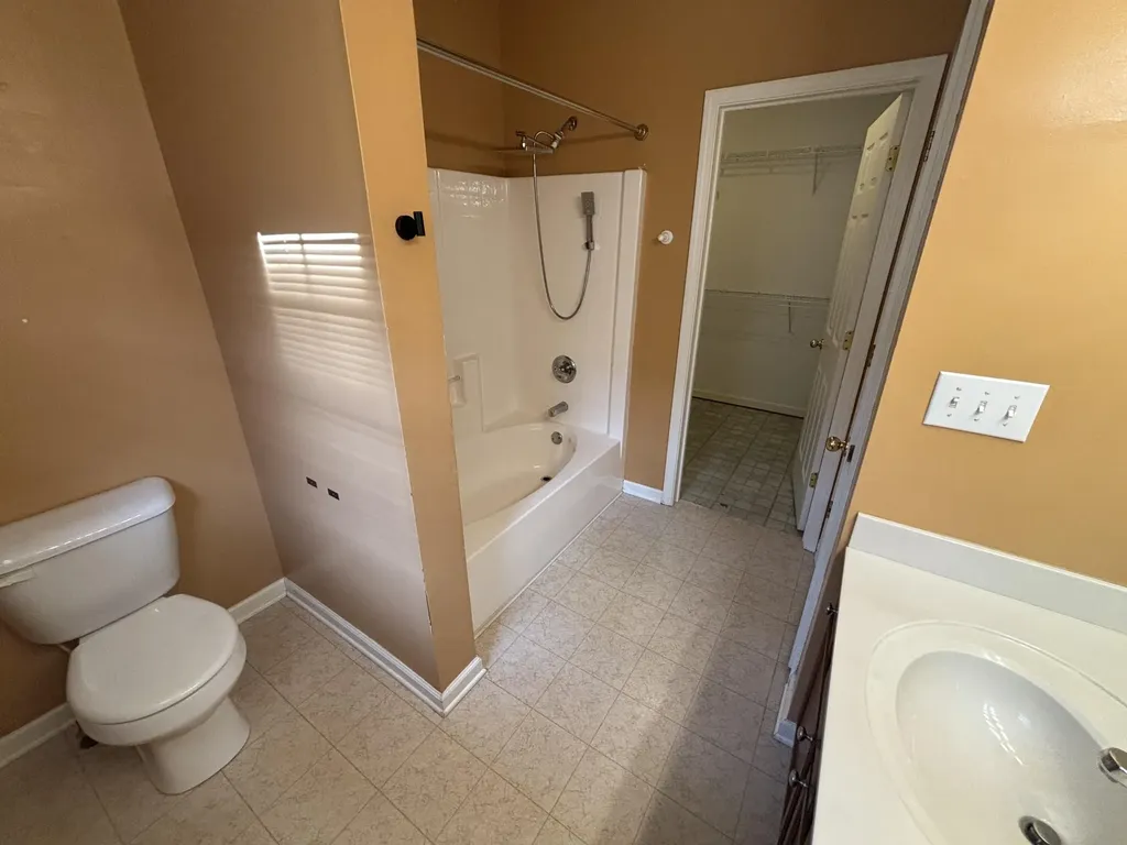 2601 Buck Lane Lexington KY 40511