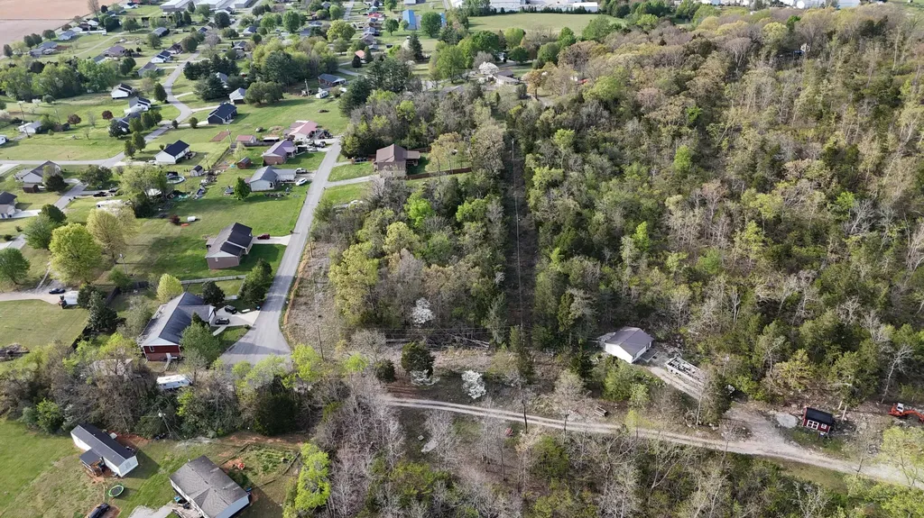 7, 8, 9 Walnut Drive Bronston KY 42518