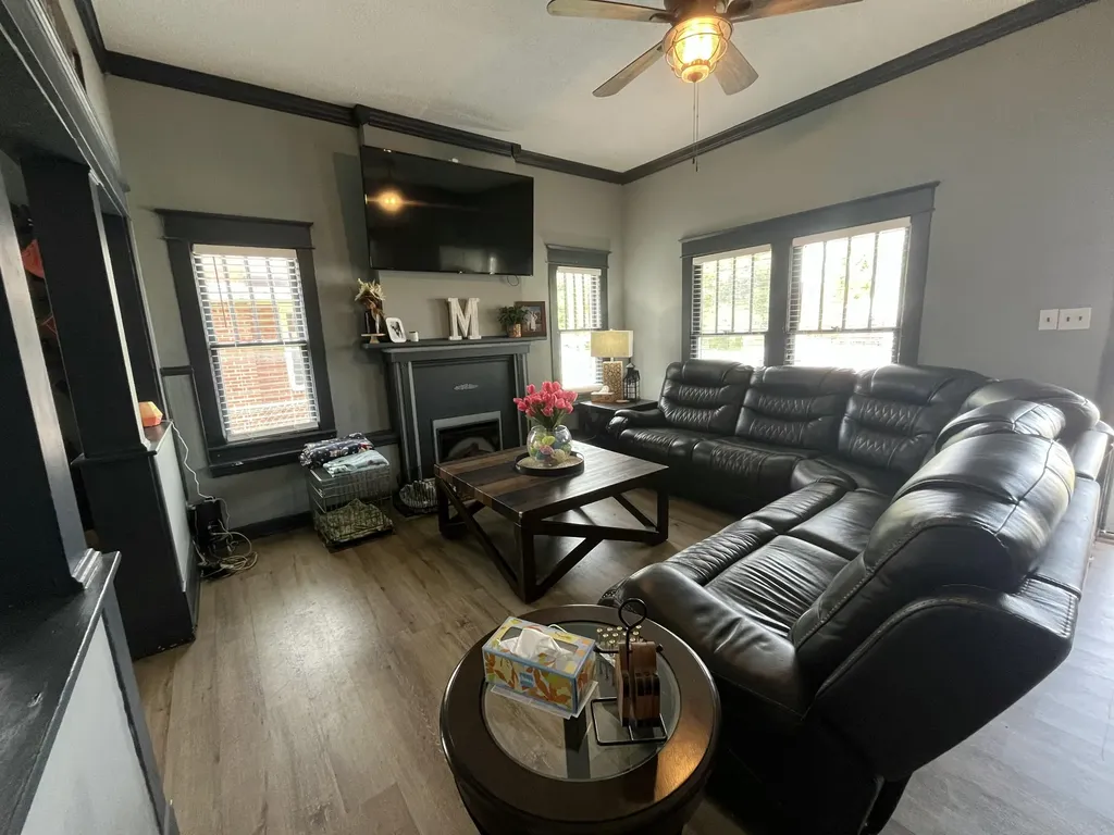 713 Exeter Avenue Middlesboro KY 40965
